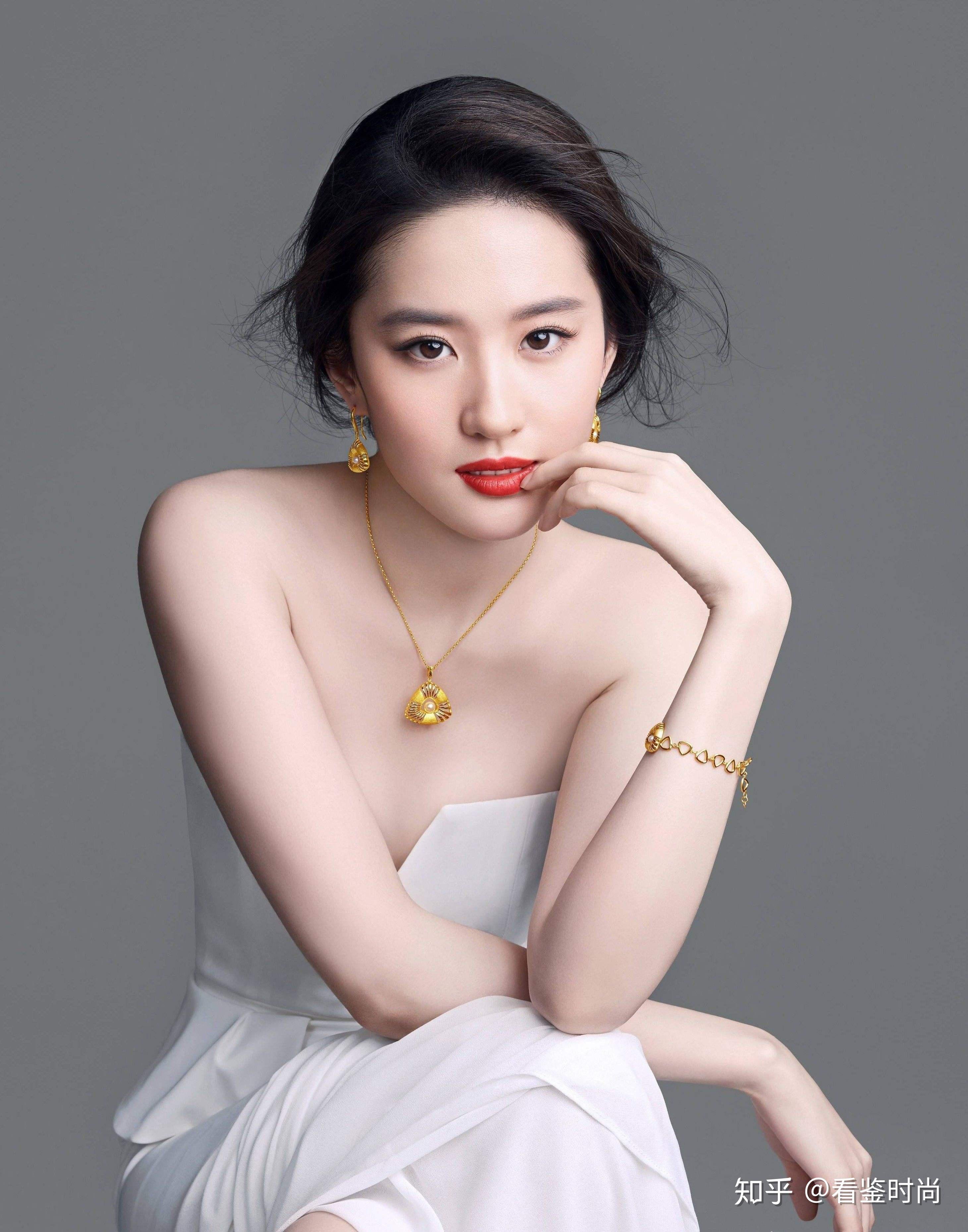 外国人眼中的15位中国最美女明星 