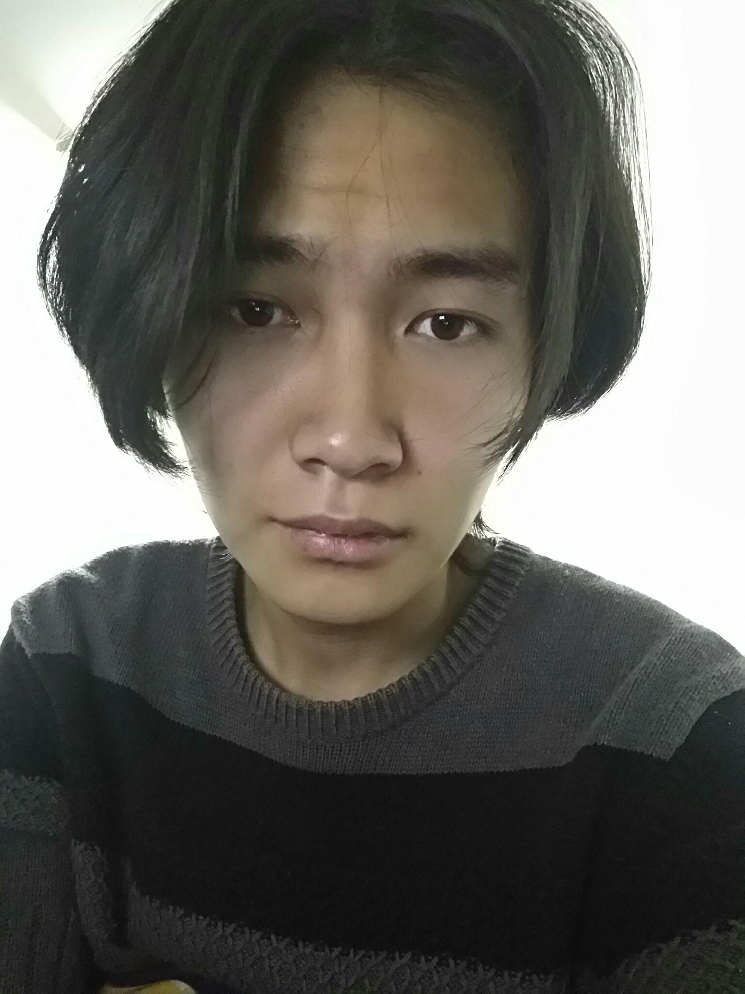 男生留长发是怎样一种体验?