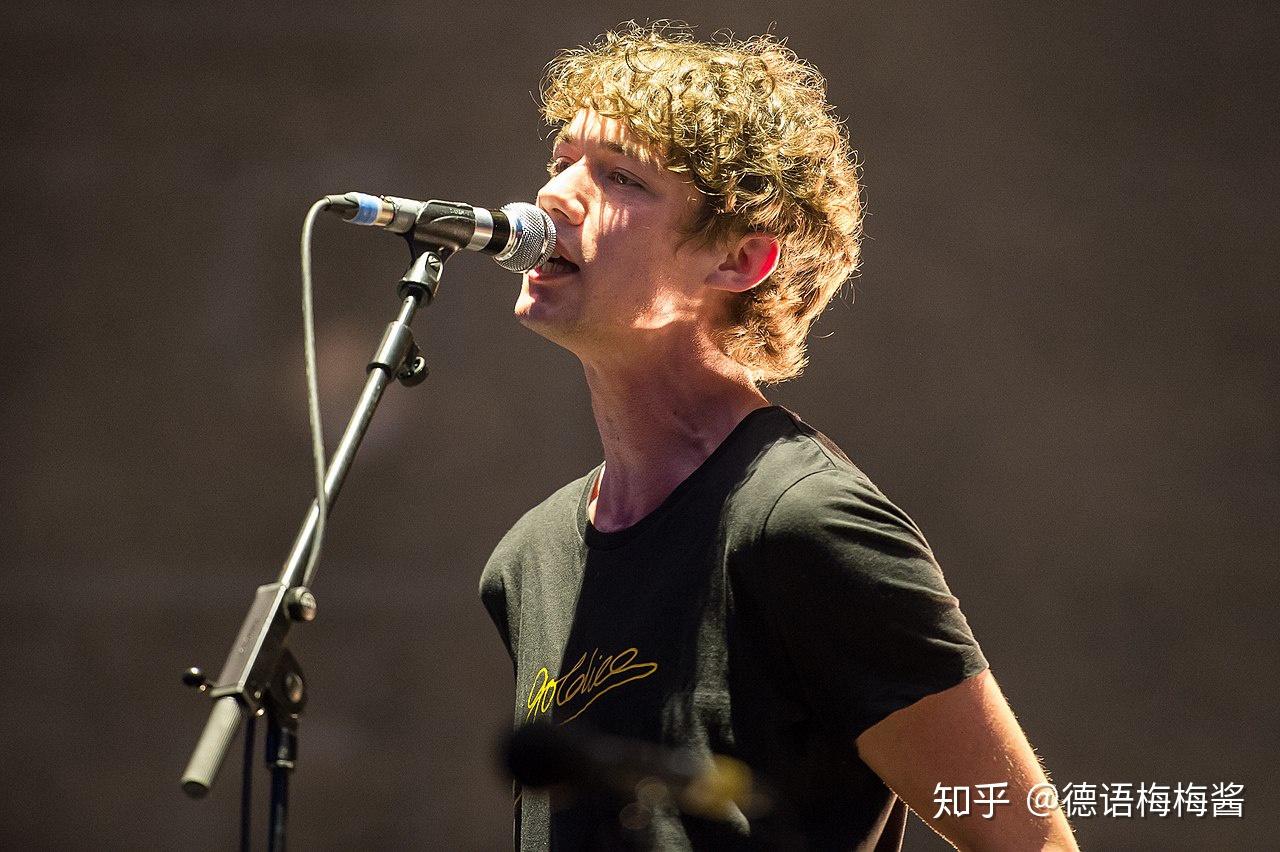 henning may(本名:henning gemke),92年出生于德国科隆,以乐队annen
