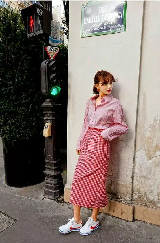 格子裙怎么搭配?格纹裙怎么穿出高级感?|格纹格子的搭配法则