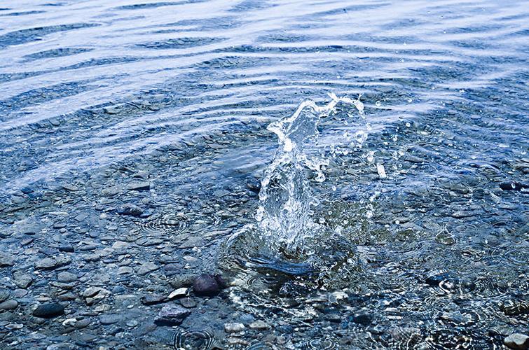 世界上最脏的水和最干净的水专家都不建议饮用浩圆净水