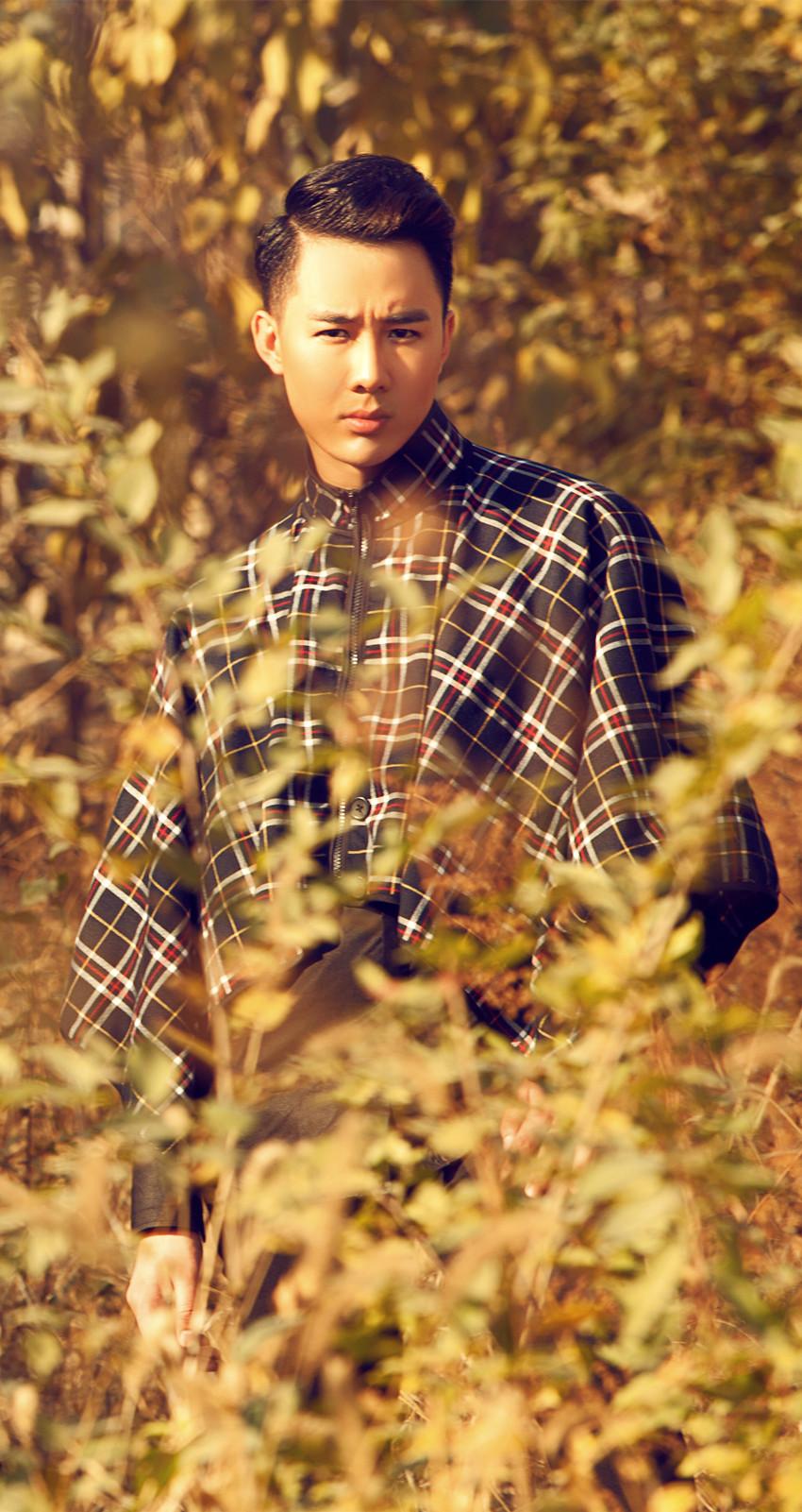 专访孔雀哥哥出道时惨遭潜规则曾被一线男明星留宿