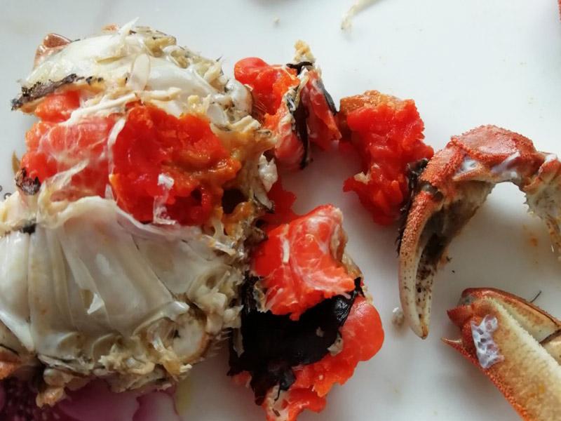 不过,也有人说,秋季的蟹束阁大闸蟹固然好吃,但要吃出个悠闲劲来,才算