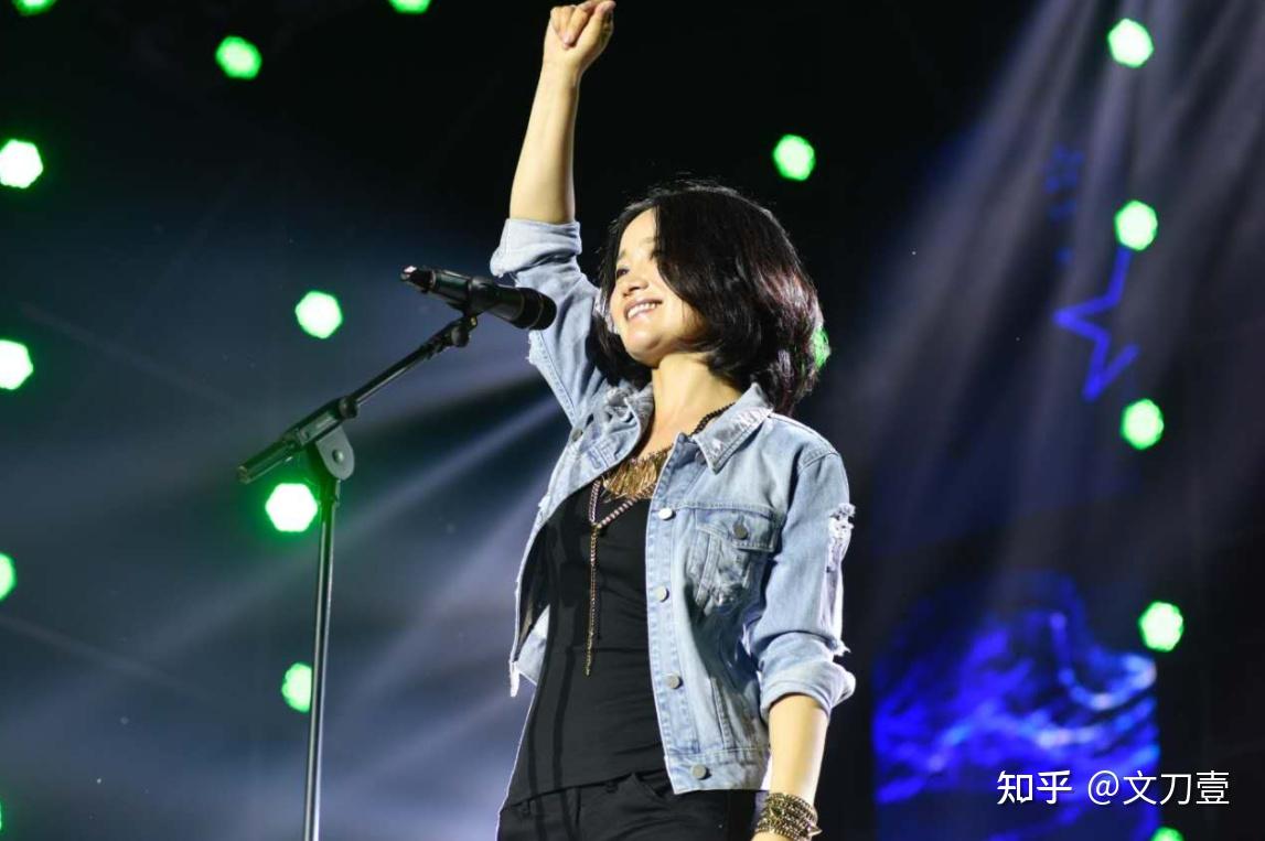 当红女歌手被骗堕胎,星途尽毁:爱上摇滚老炮是缘,还是劫?