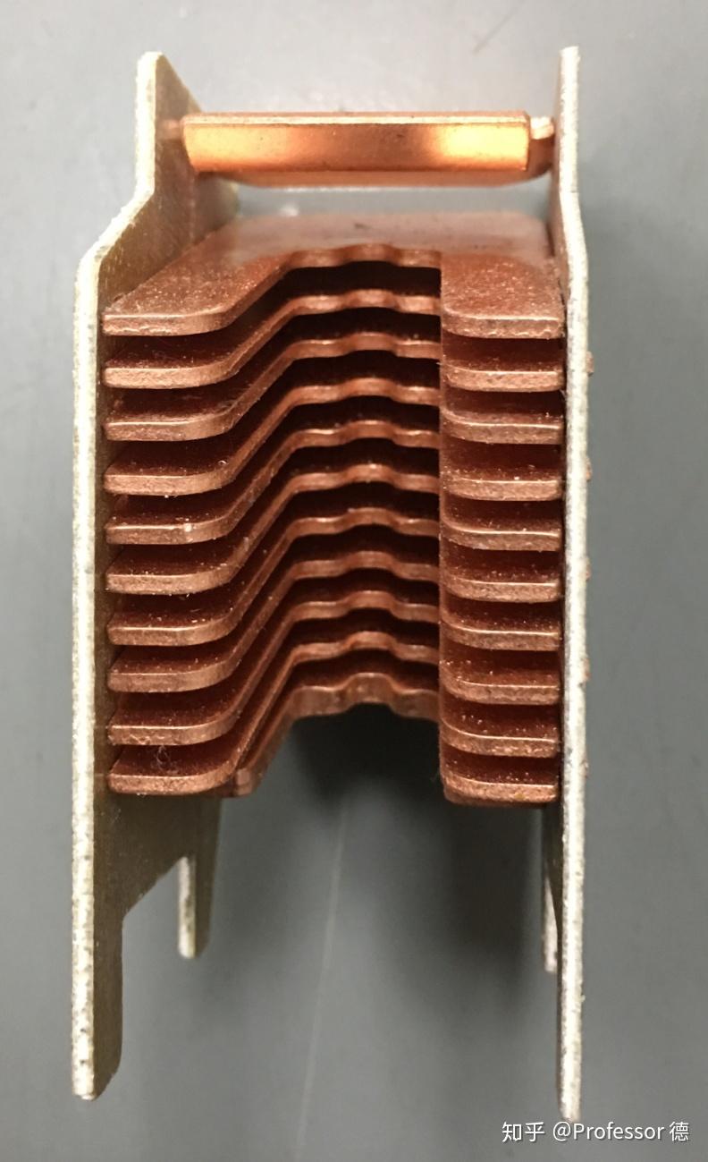 关于电弧跟灭弧室的那点事