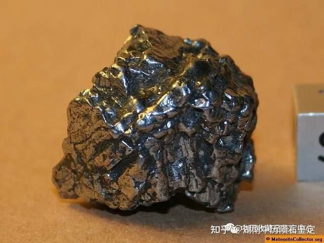 初步确认鉴定陨石的方法