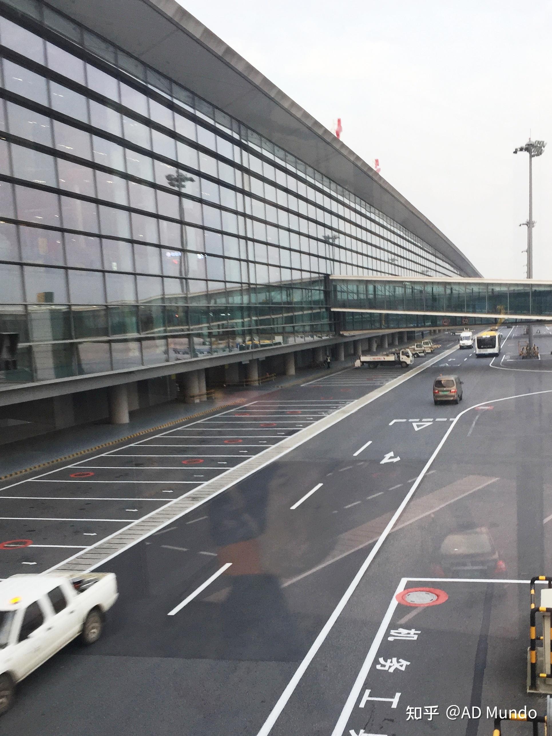 南京禄口国际机场T1航站楼重新投用_新华社