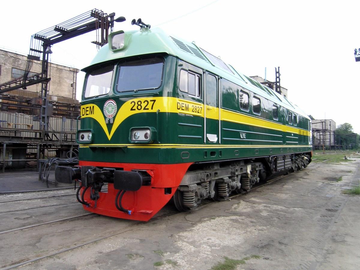 铁道科普来自卢甘斯克的te114i伊拉克铁路dem2800型内燃机车