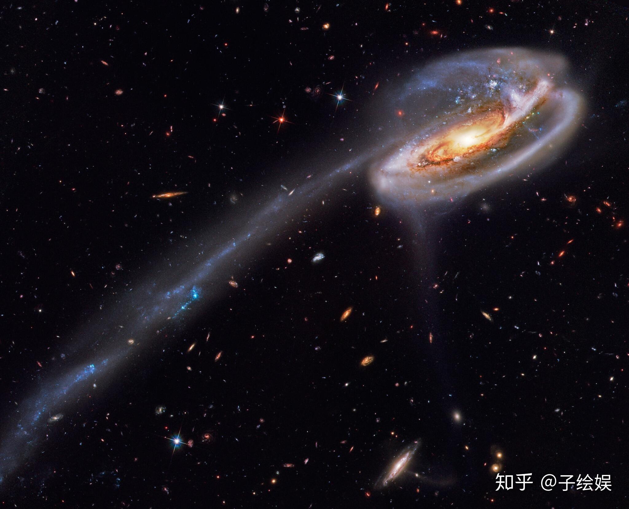 5,触须星系ngc4038&ngc4039这是正在碰撞中的两个星系,当我们缩小画面