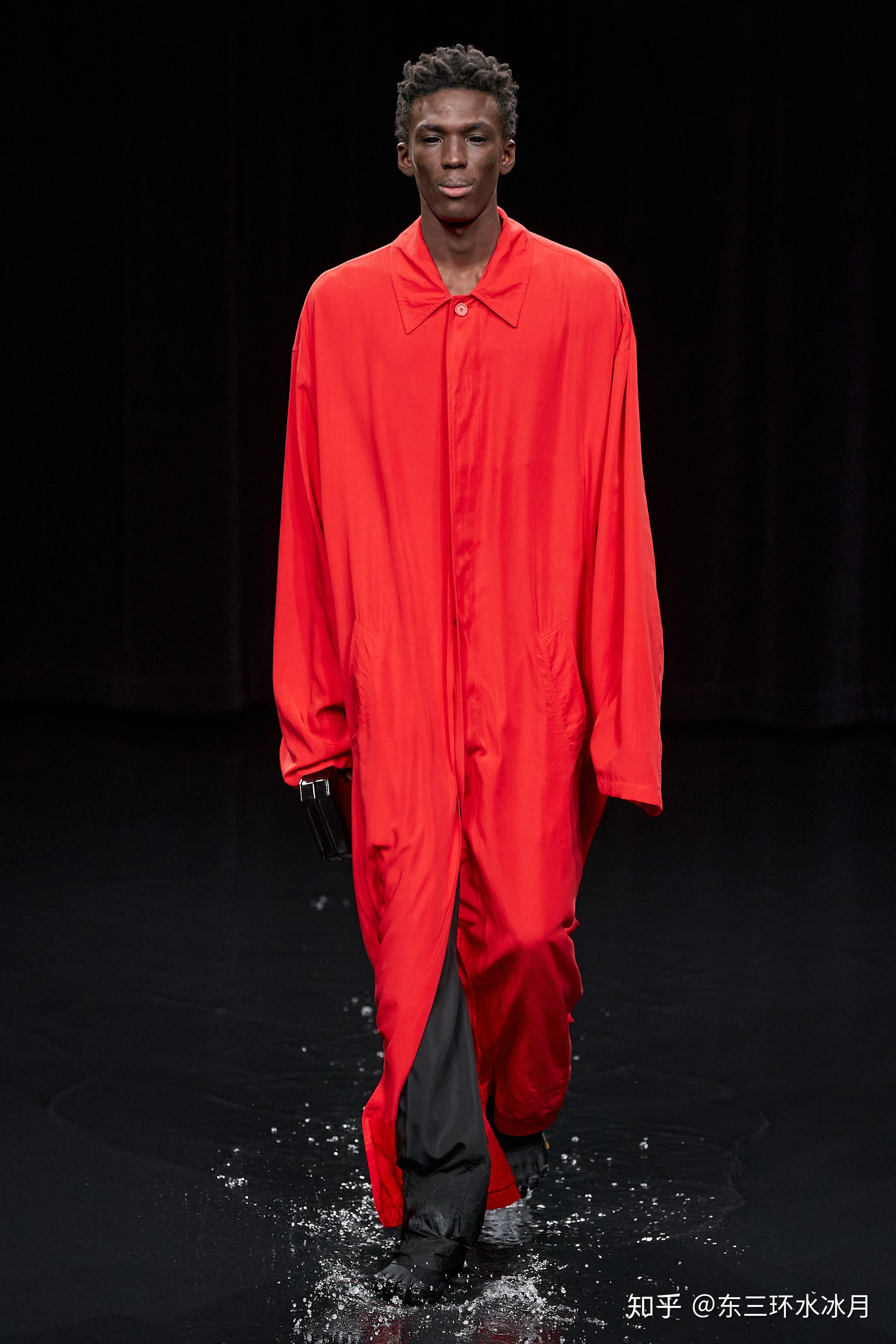 balenciaga巴黎世家2020fallrtw走秀高清图分享