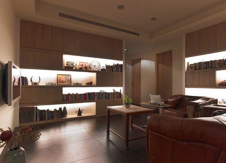 3,书柜怎么照?用灯带/灯条.