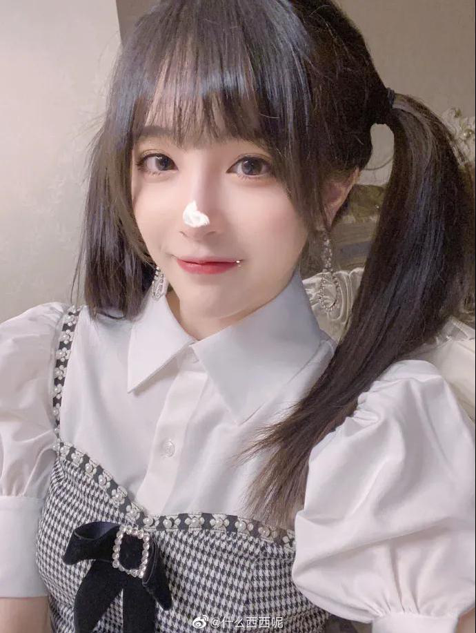 haro人设崩了女友西西凌晨发文和你分手了因为你去嫖娼