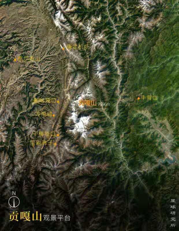 云海蒸腾磨子沟冰川有如一把弯刀(从牛背山看贡嘎,摄影师@山风)▼从