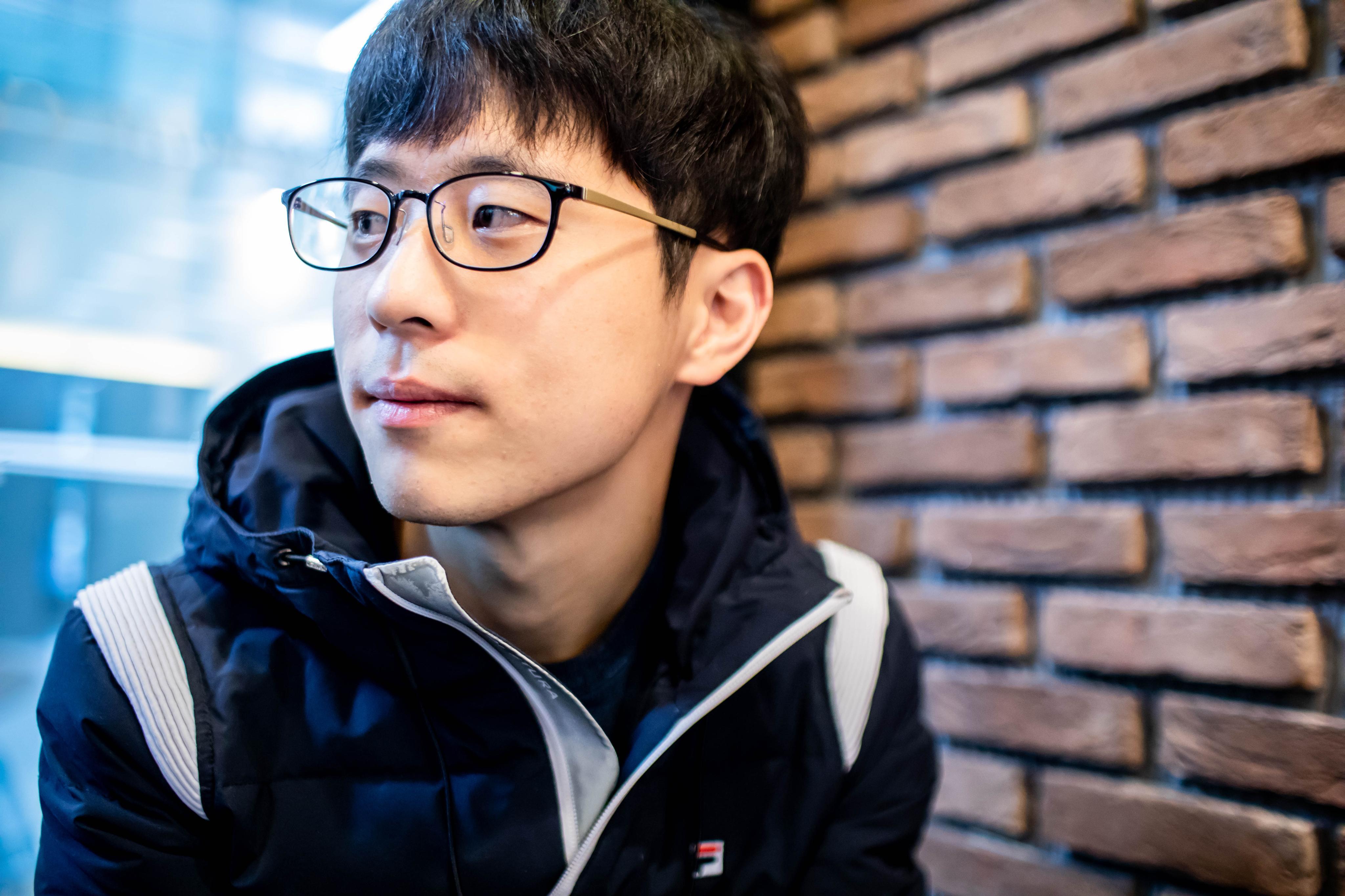 前职业选手looper张亨硕专访消失于银杏丛林之中