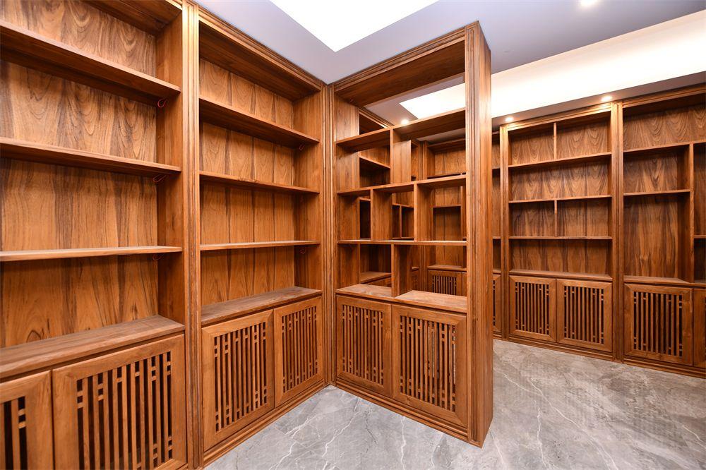 柚木全屋定制的空间魔法相同空间收纳翻倍