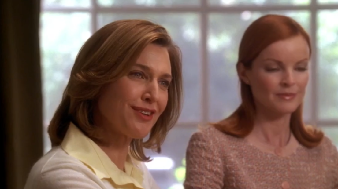 美剧天天背pleasetellmeyoupunchedhim