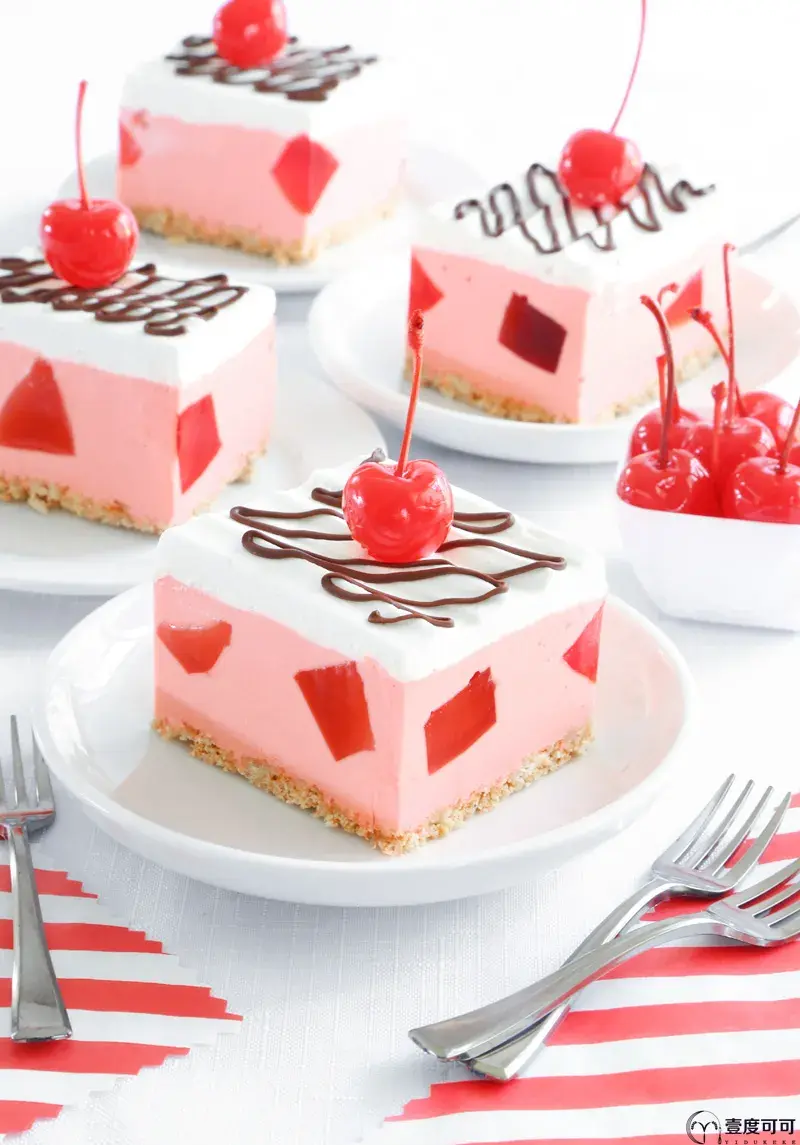 私房最爱黑樱桃方块蛋糕火爆来袭