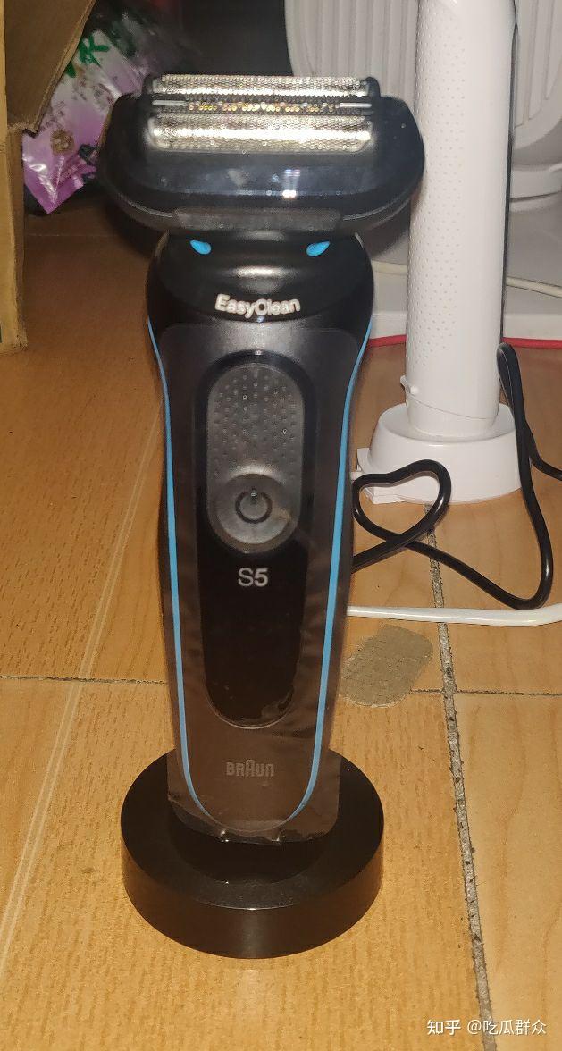 博朗剃须刀小猎豹5系m4000cs使用描述和体会