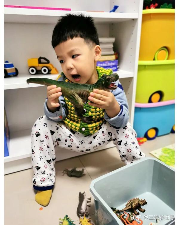 抖音恐龙特效叫什么_播放抖音恐龙图片_可爱恐龙图片抖音