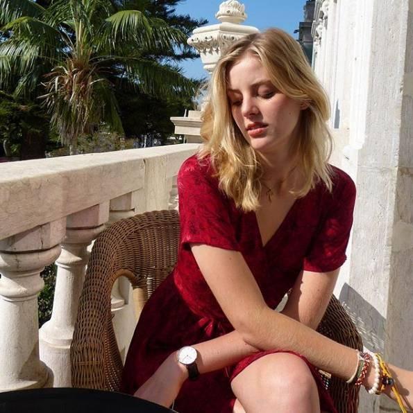 足球女孩姆巴佩绯闻女友法兰西天使德瓦里布