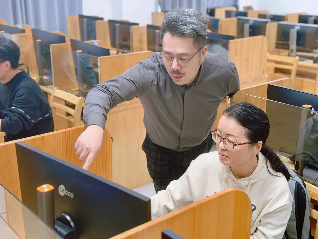 智能设计新纪元:人工智能造型艺术设计师职业能力水平提升训练营成功举办 - 知乎