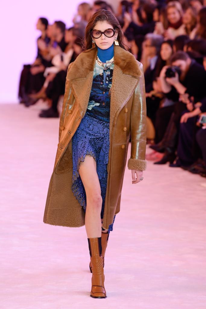 2019秋冬时装周上备受关注的10种大衣流行色