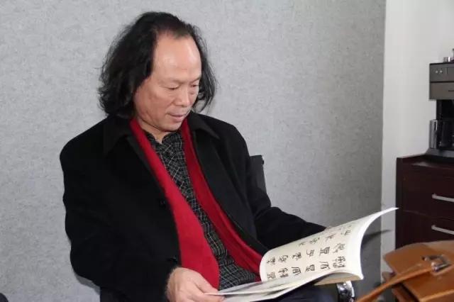 张德林又名得灵,号净圆.慧林居士,别署百荷堂主.