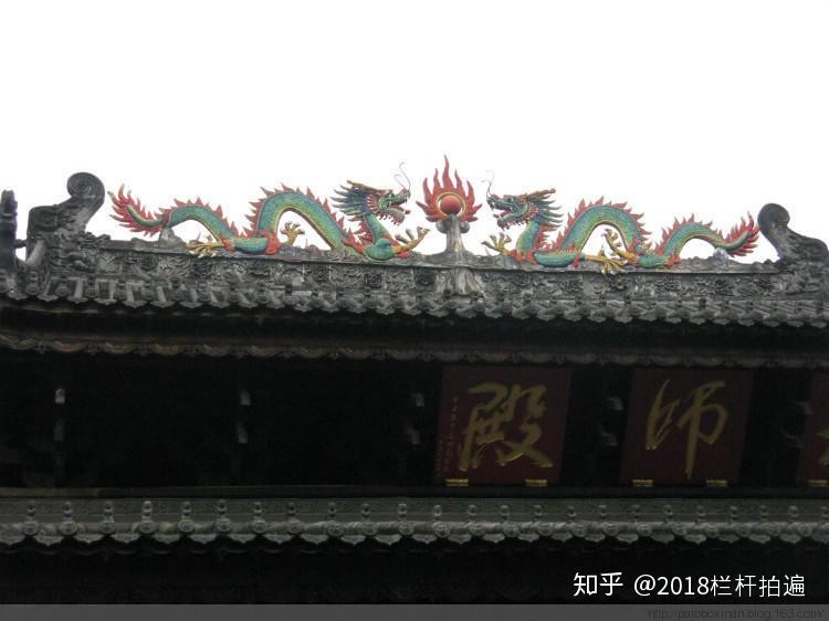 下图,祖师殿脊饰下图,祖师殿,位于华林禅寺最南端.