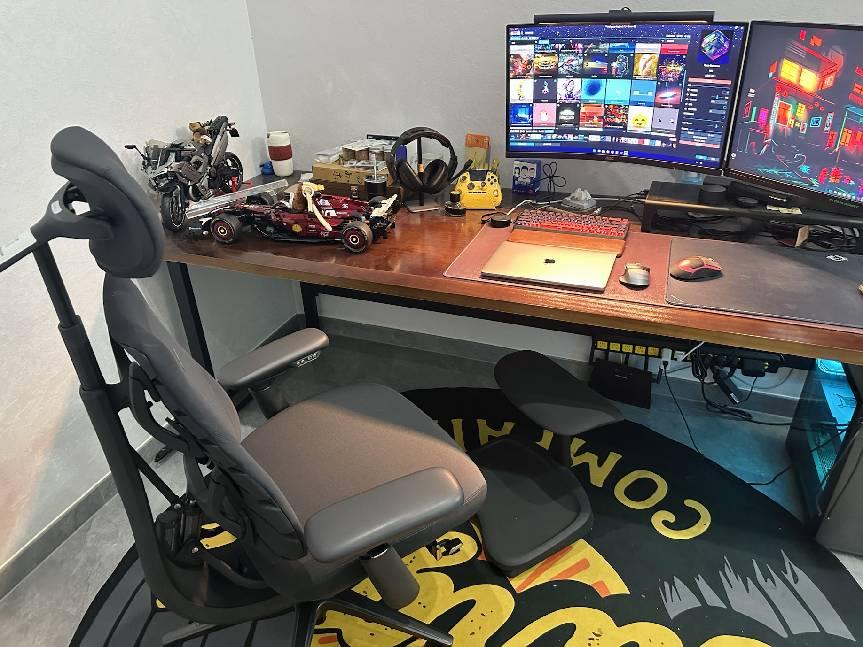 清闲动态人体工学椅OC-1 Pro:重构人机交互,让AI时代创作越坐越Pro