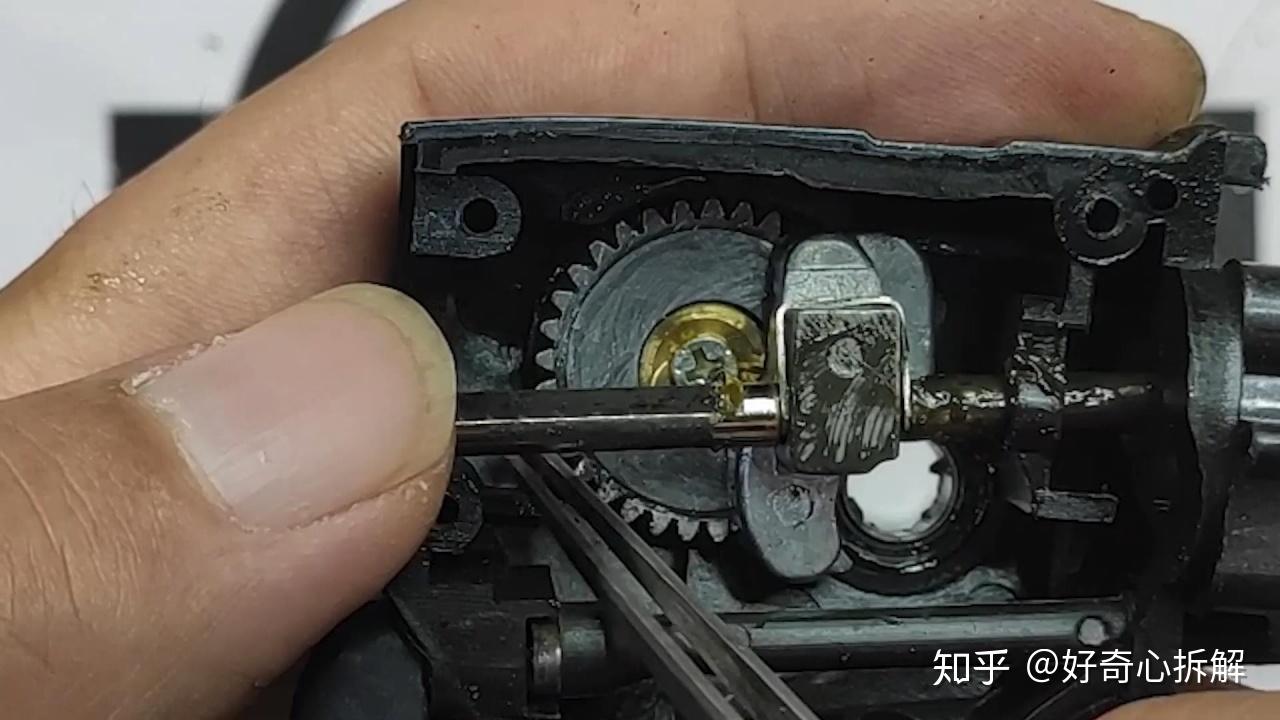 渔轮里有什么它又是怎么锁止的奇妙的齿轮可靠的工具