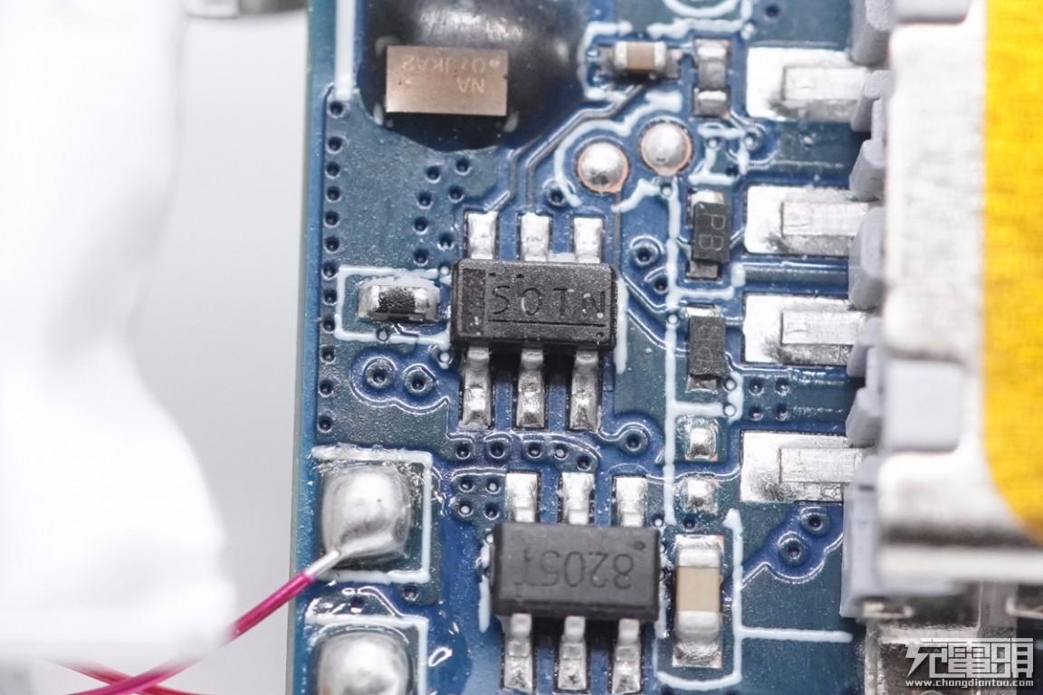 拆解报告:MI小米口袋版10000mAh 22.5W快充移动电源  第32张 拆解报告:MI小米口袋版10000mAh 22.5W快充移动电源  第32张