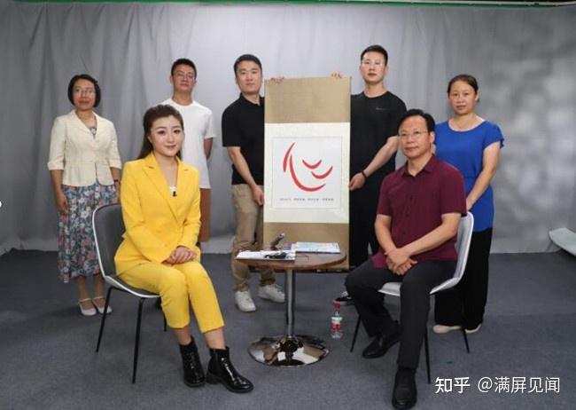 开心文化创始人李元老师接受人民日报亦暄的专访