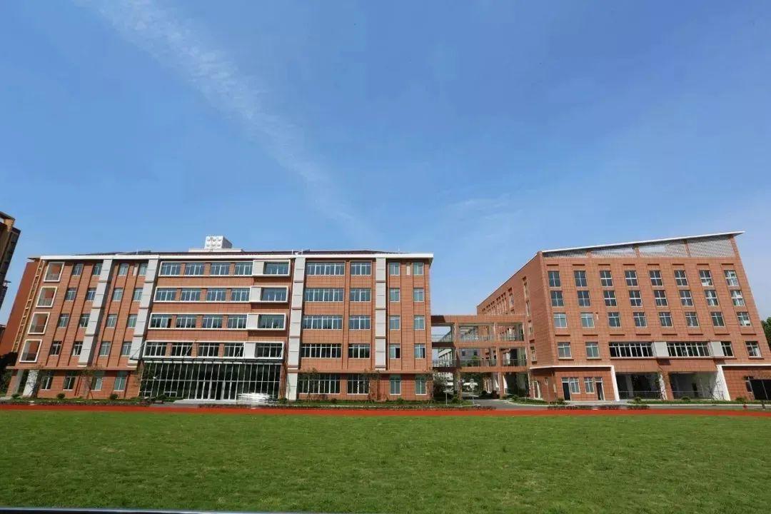 闵行区实验小学莘松中学双一梯队学区资产