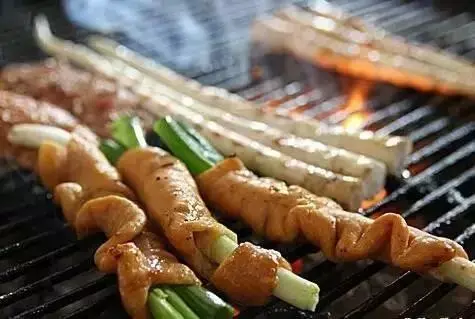 中国的烧烤这么多,总有一串你没吃过(中国烧烤分几种地区)