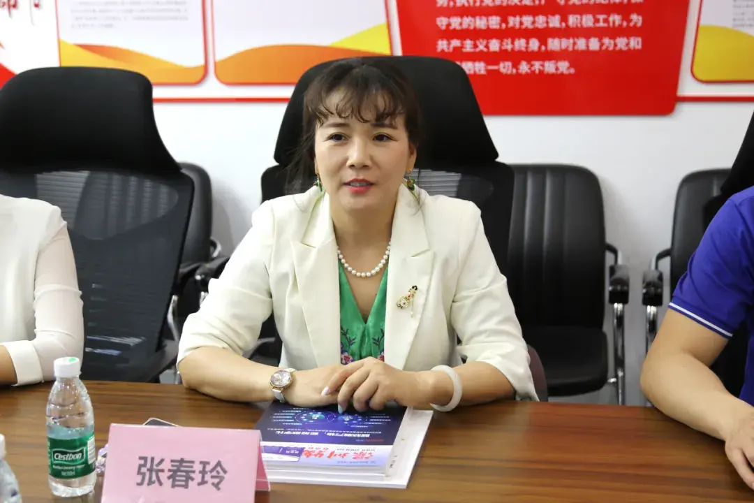 宝安区新联会石岩街道分会张春玲会长一行到深圳市物联网产业协会考察