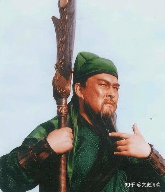 关羽的青龙偃月刀真的重达82斤?古墓出土文物,揭秘它的真实重量 - 知乎