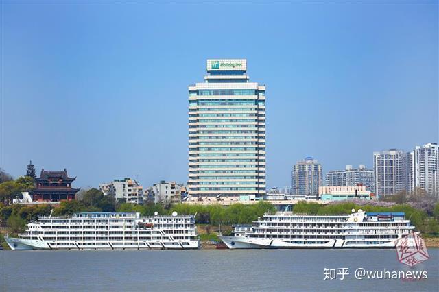 最后这批人中的70多人进入了晴川饭店,其他的被分配至另外3家和扬子江