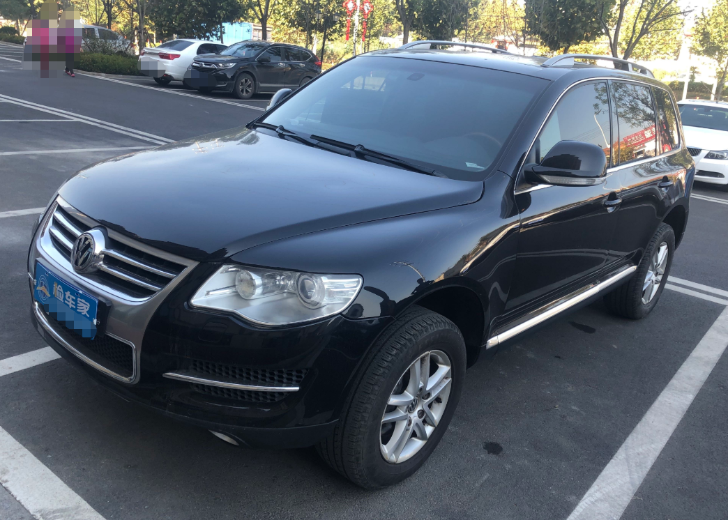 这才叫神仙车主卖15万的09款大众途锐竟有陆巡附体的错觉