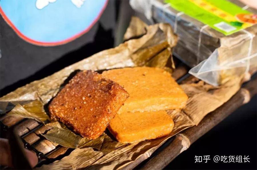 貴州很多地方都吃這種用糯米和黃豆製成的黃粑,可烤可蒸,尤其罪惡又