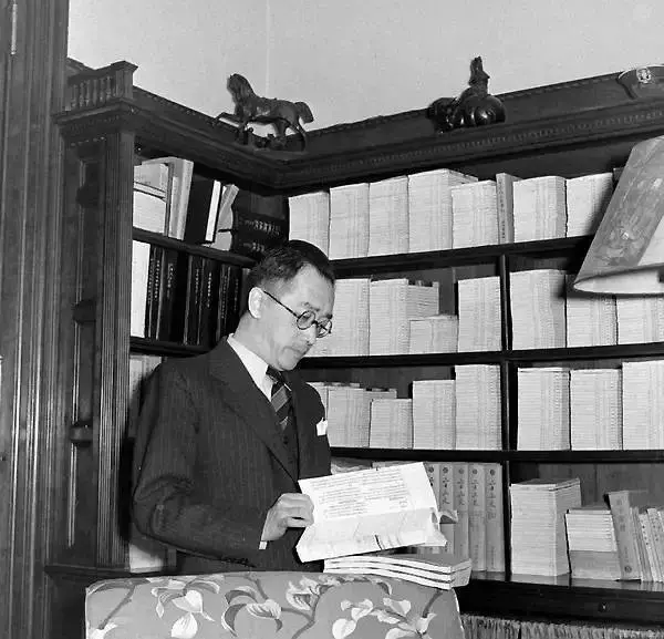 还有吴晗,罗尔纲,周汝昌,李敖,沈从文,季羡林,千家驹等一众才子