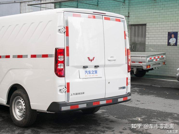 跑300公里载重近125吨五菱扬光首发