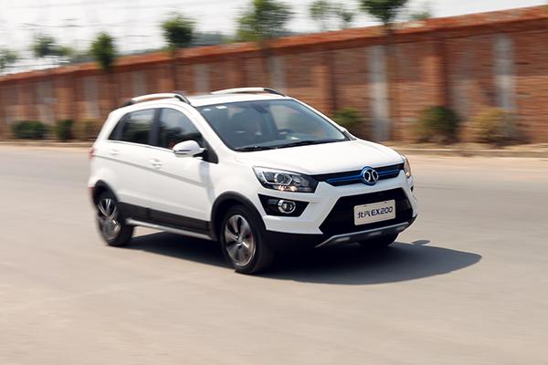 跑起来大不一样动态测评北汽ex200