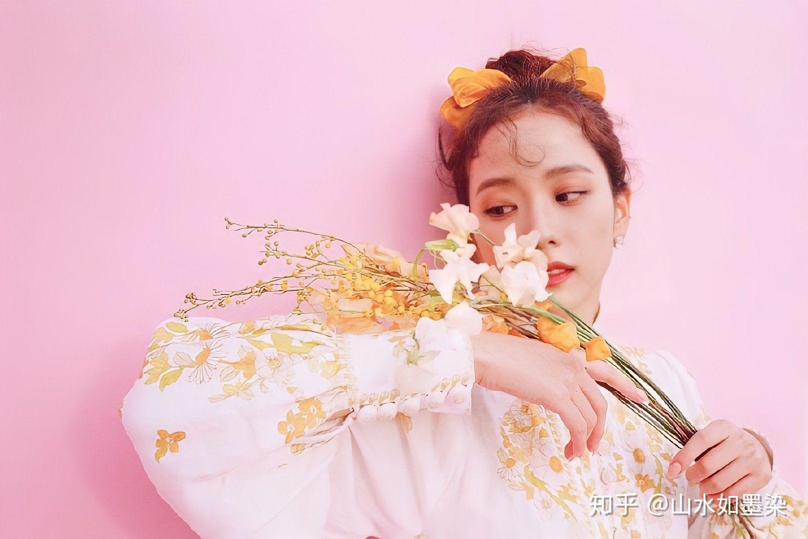 有什么jisoo神仙图(blackpink金智秀)特别惊艳的图?