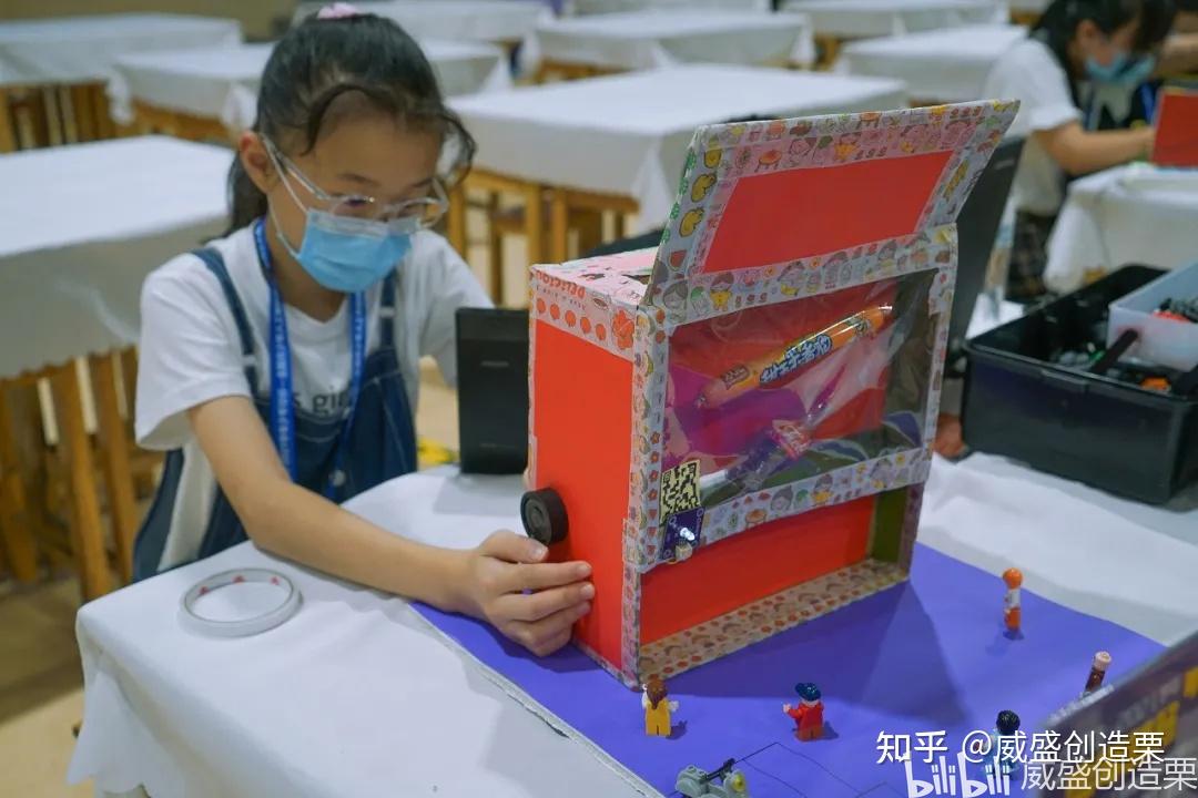 优秀学生人工智能创意作品展示1