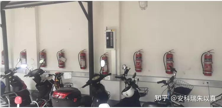 安科瑞小區電動自行車充電樁助力小區電瓶車集中充電收費管理智能電動