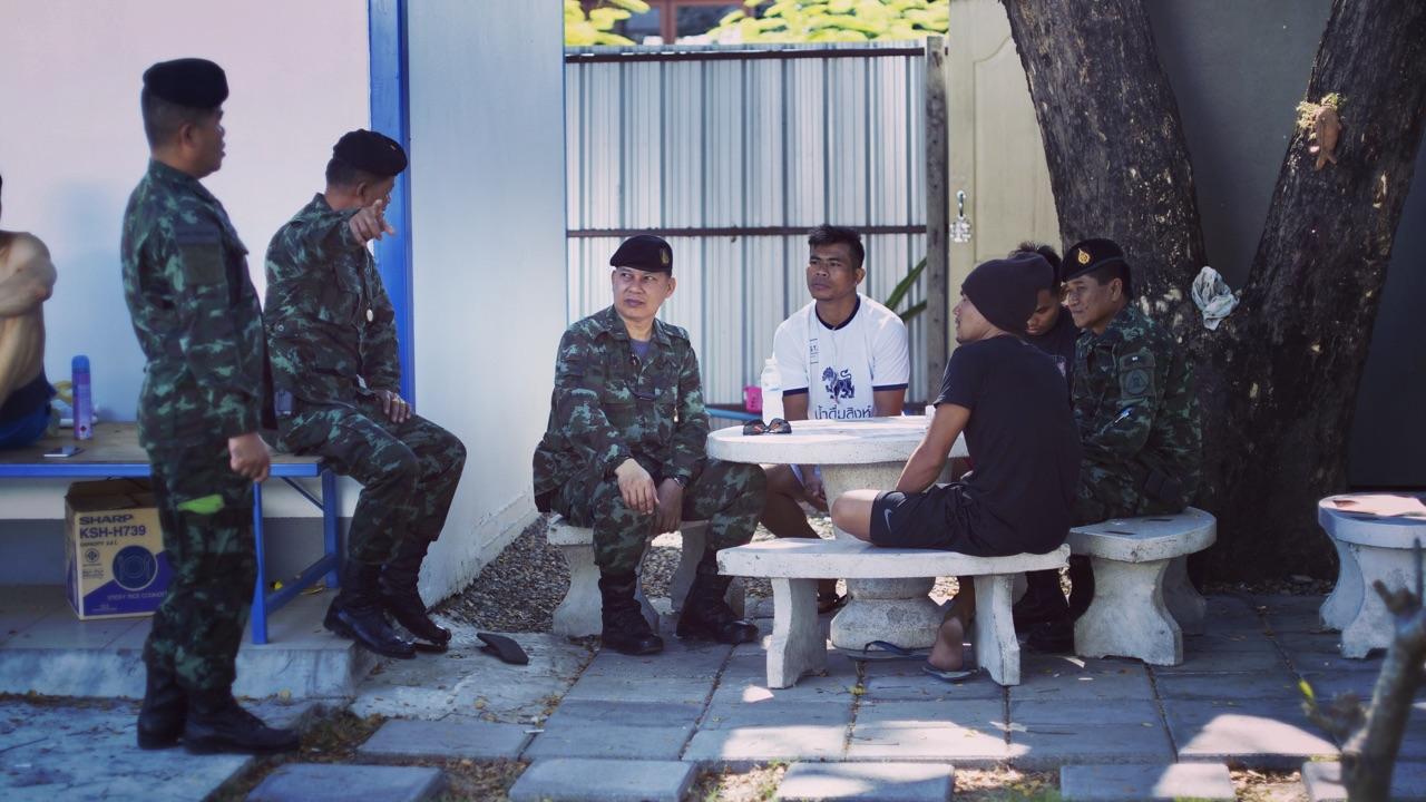 特种兵与拳击手无限制格斗,结果会怎样? - 顾落