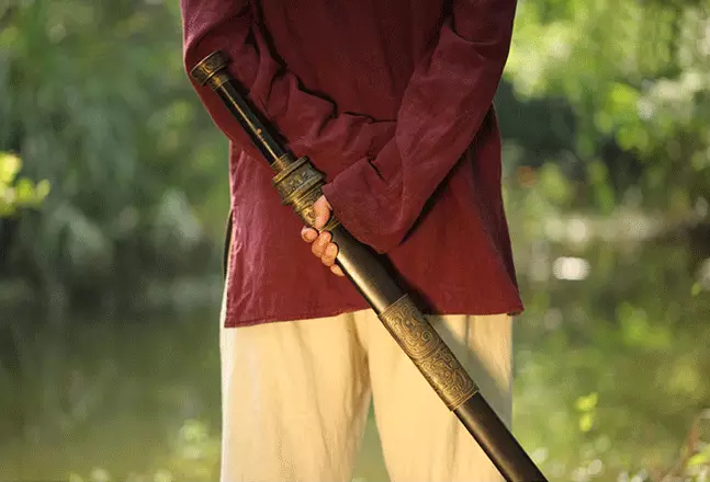 宝剑锋从磨砺出郭家兴春秋系列之紫月剑