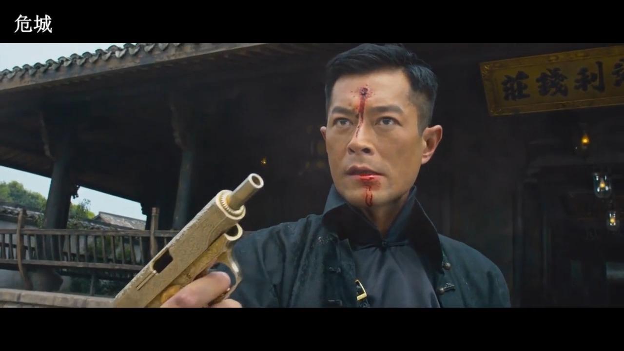 盘点经典赌场洗牌姿势场面周润发洗牌的手法简直太帅了