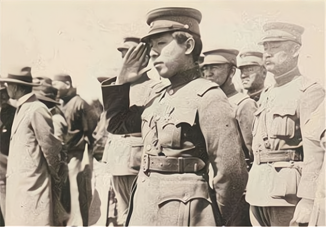 徐树铮等并非完全是奉军派的人后期也穿过类似版型的军服