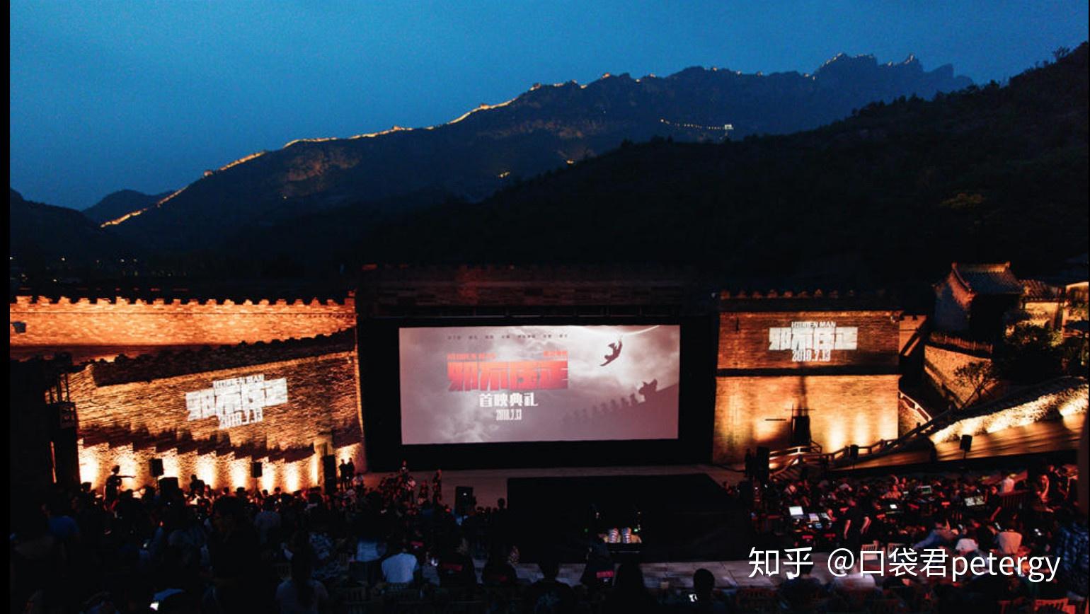 如何评价姜文电影《邪不压正》?